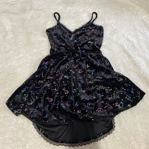 Hot topic black rainbow velvet constellations dress crystal euc sz s small
